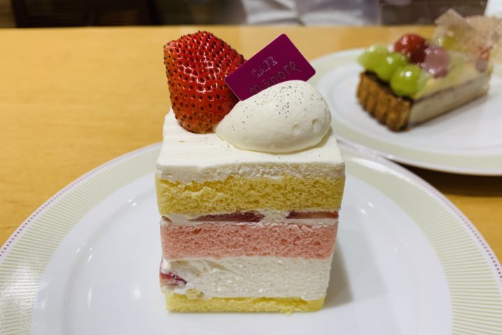カフェ メノレ のランチはデザートとドリンク付きでお得 名古屋高島屋5階 Da Lifeブログ
